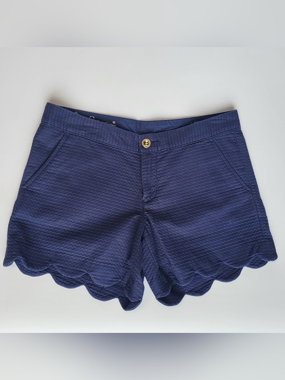 Lilly Pulitzer Buttercup 5" Scalloped Navy Blue Short Womens Size 2 31" Waist